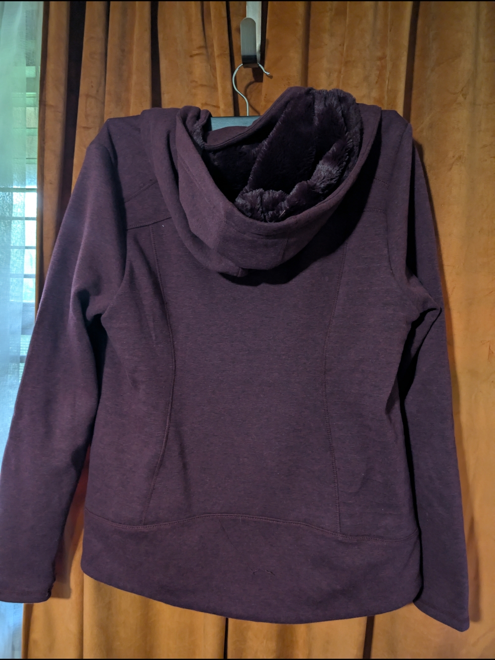 90 Degree Plush-Lined Hooded Jacket in Deep Plum